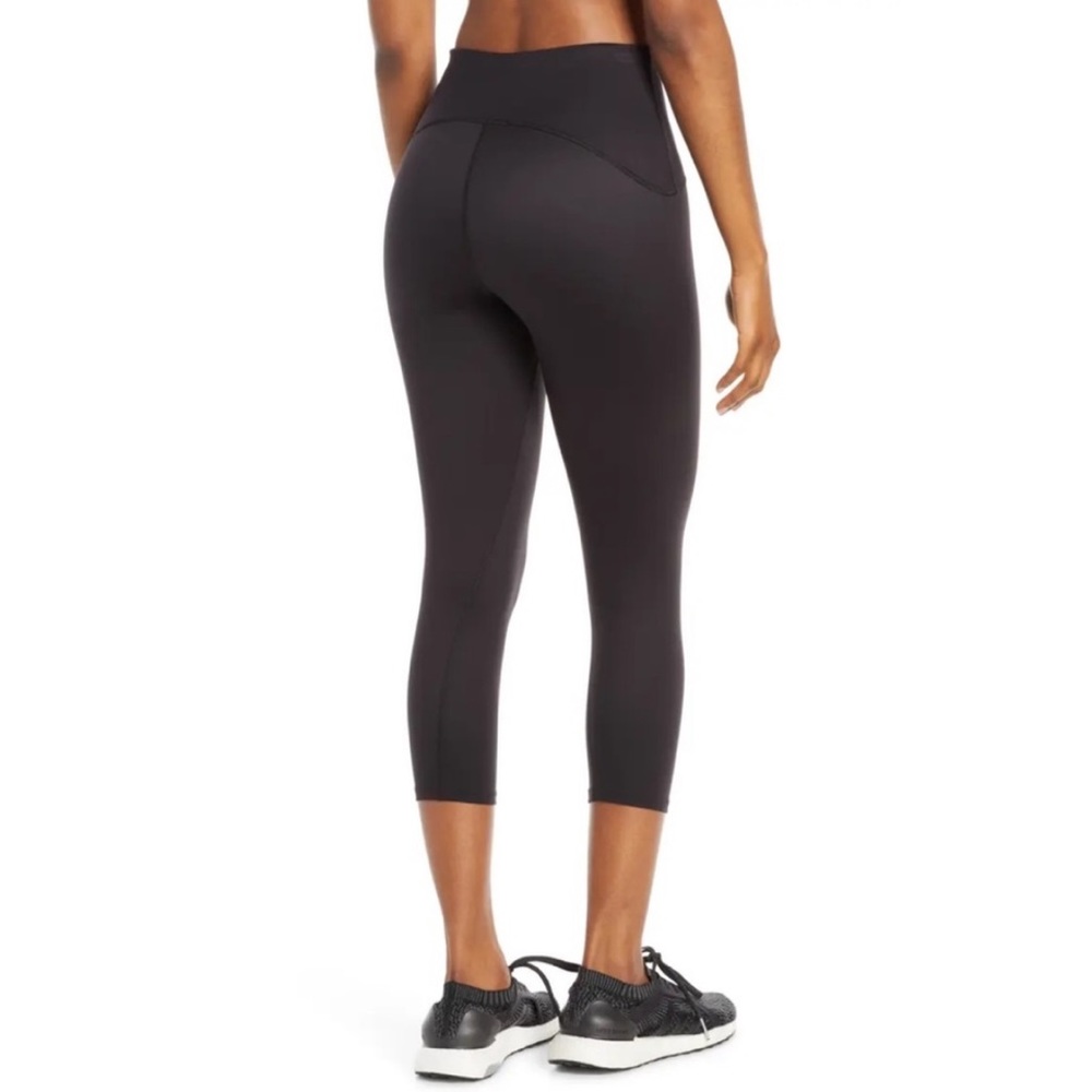 Spanx Booty Boost Active Leggings - Picture 2 of 6